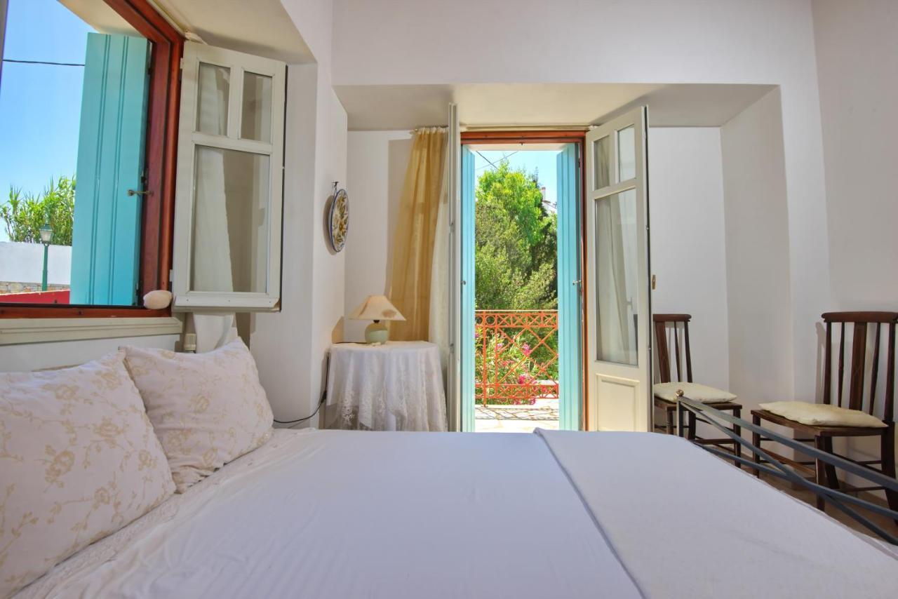 Villa Frederike In Alonissos Old Town Alonnisos Town Exterior photo